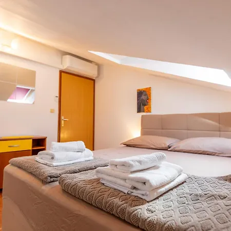 Padovan Apartment Banjol