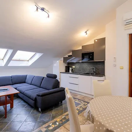 Apartment Padovan Banjol