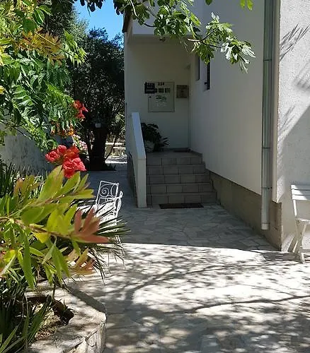 Apartment Padovan Banjol